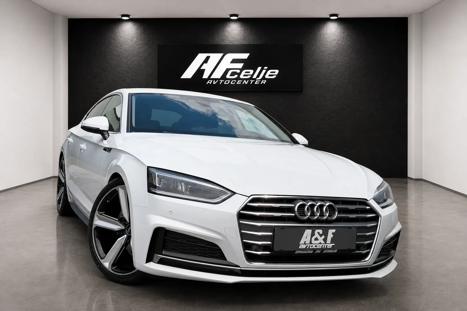 Zunanja slika - Audi A5 Sportback - 2.0 TDI-AUT-S LINE-VIRUTAL-LIZING ZA TUJCE-XENON - 3