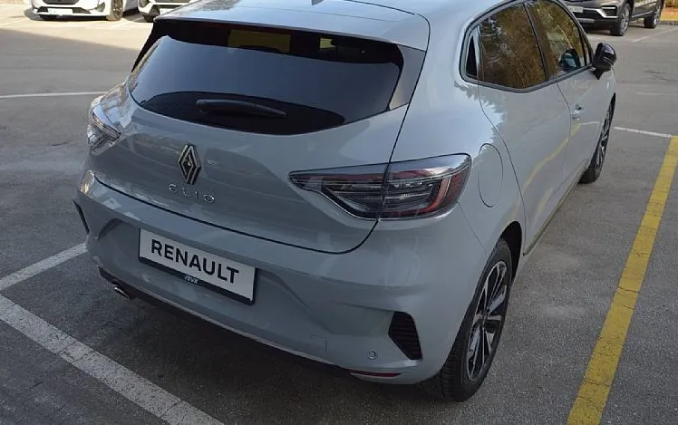 Zunanja slika - Renault Clio - 1.0 TCE 90 TECHNO-KAMERA-NAVI-UGODNO... - 4