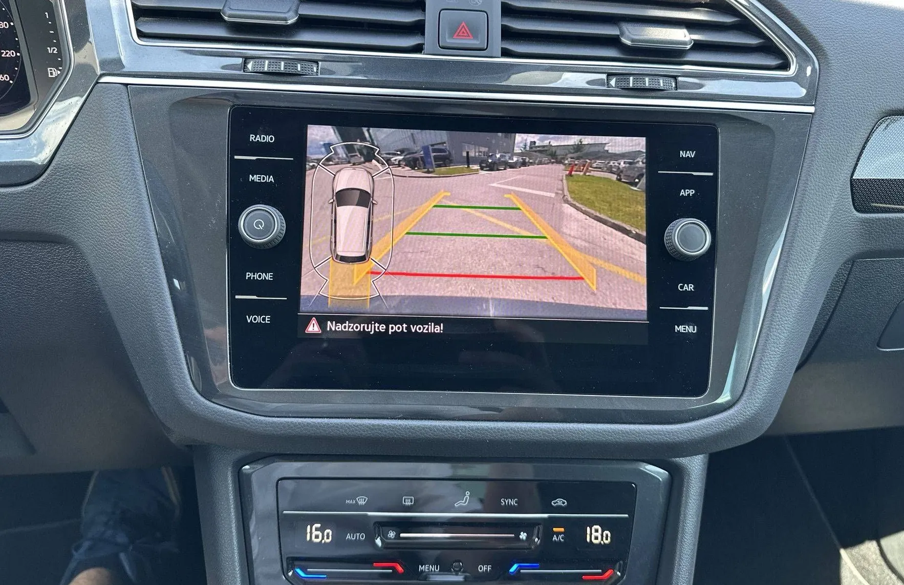 Zunanja slika - Volkswagen Tiguan - 2.0 TDI BMT Elegance DSG - 17