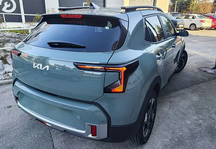 Zunanja slika - KIA Stonic - 1.0 T-GDi 73.6 kW  100 KM  EX Pulse M T - 3