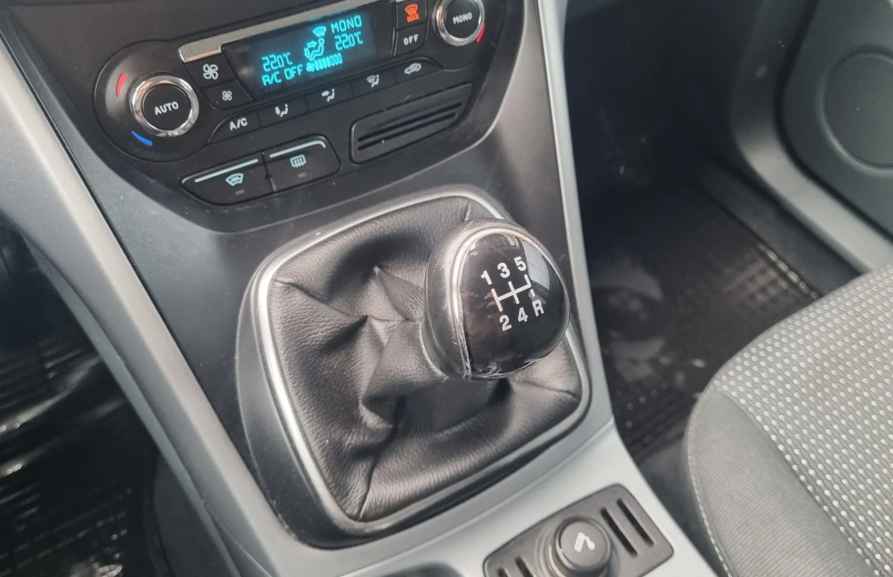 Zunanja slika - Ford C-MAX - 1.6 BENCIN - SLOVENSKO POREKLO - SAMO 92.488km - 14
