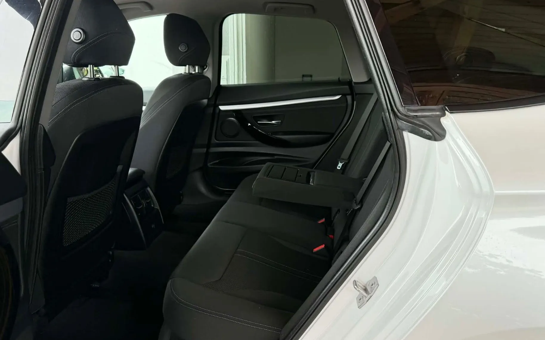 Notranja slika - BMW serija 3 Gran Turismo: - 318d-GT-AUT-SPORT-FUL LED-LIZING ZA TUJCE-NAVI-... - 10
