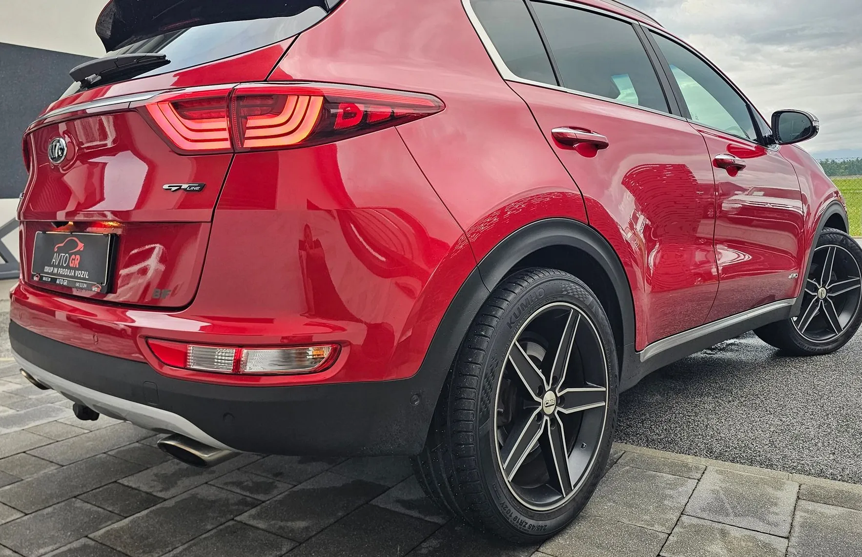 Zunanja slika - KIA Sportage - 4WD 1.6 T-GDI GT-Line Plus DCT-AVT-PANO-KAM.KLJUKA - 8