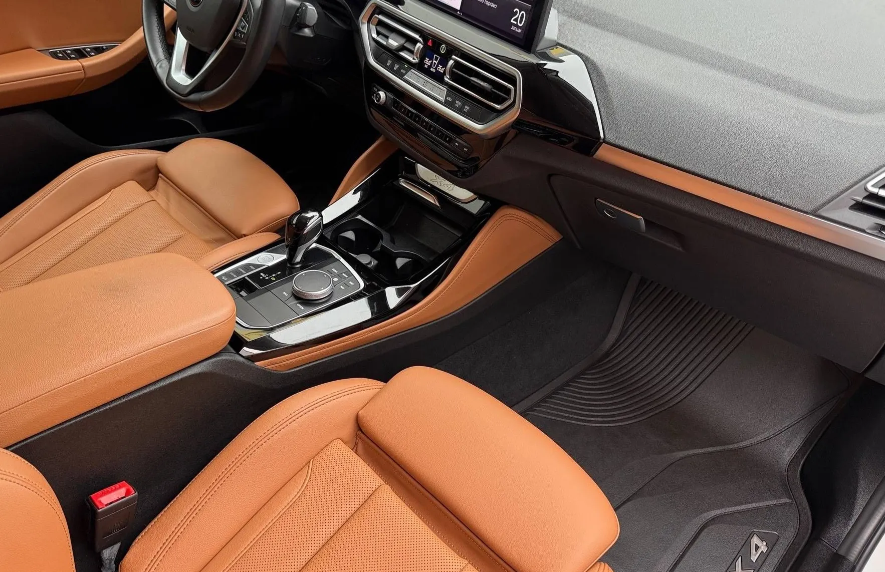 Zunanja slika - BMW X4 - serija : xDrive LCI MODEL •LED• USNJE• TOP • OBROKI• - 14