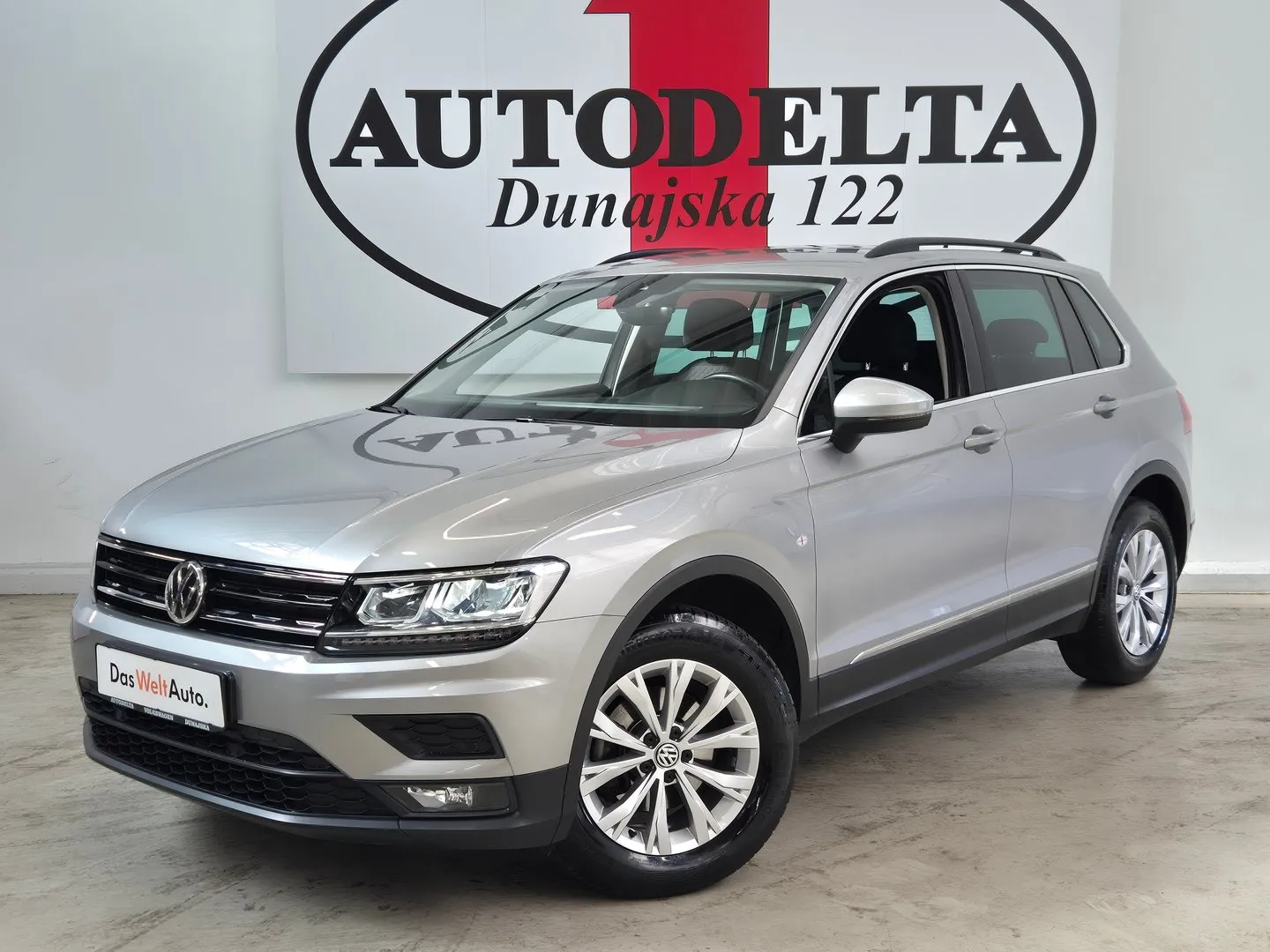 Zunanja slika - Volkswagen Tiguan - Comfort Edition 2.0 TDI SRC 4M - 1