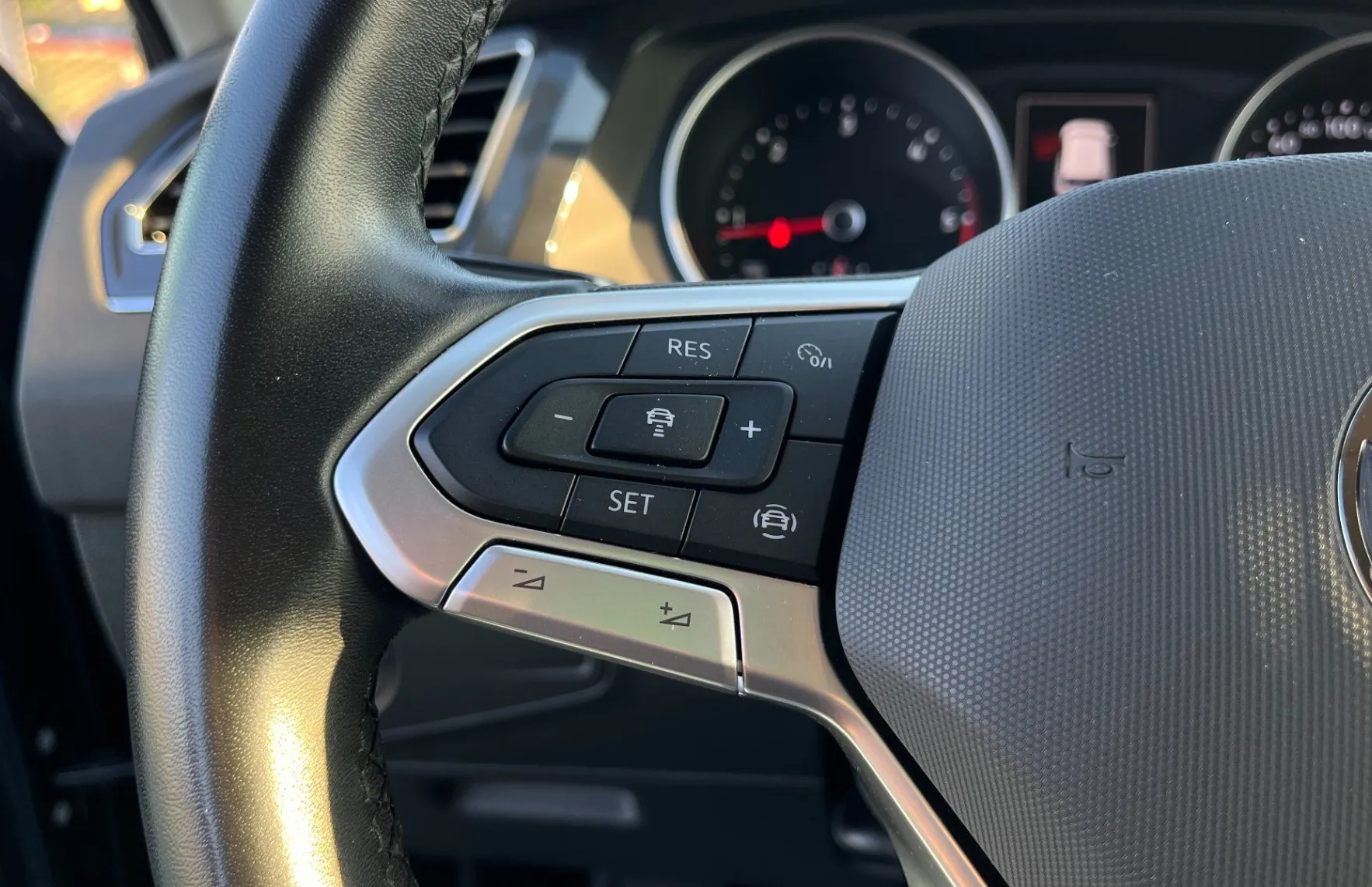 Zunanja slika - Volkswagen Tiguan - 2.0 TDI BMT Life - 15