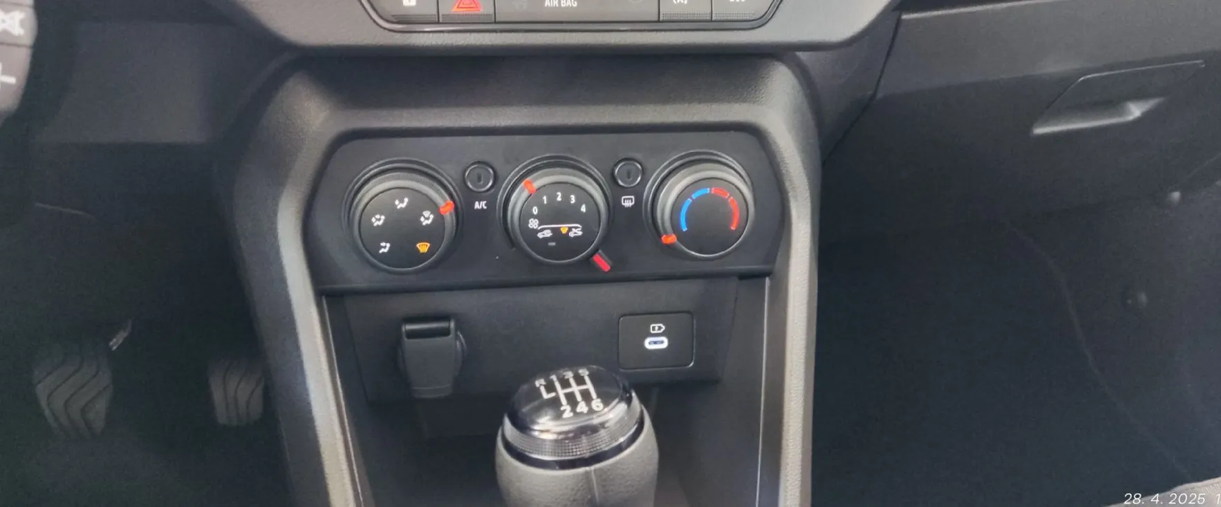 Zunanja slika - Dacia Sandero - 1.0 TCe 110 Stepway Expression - 11