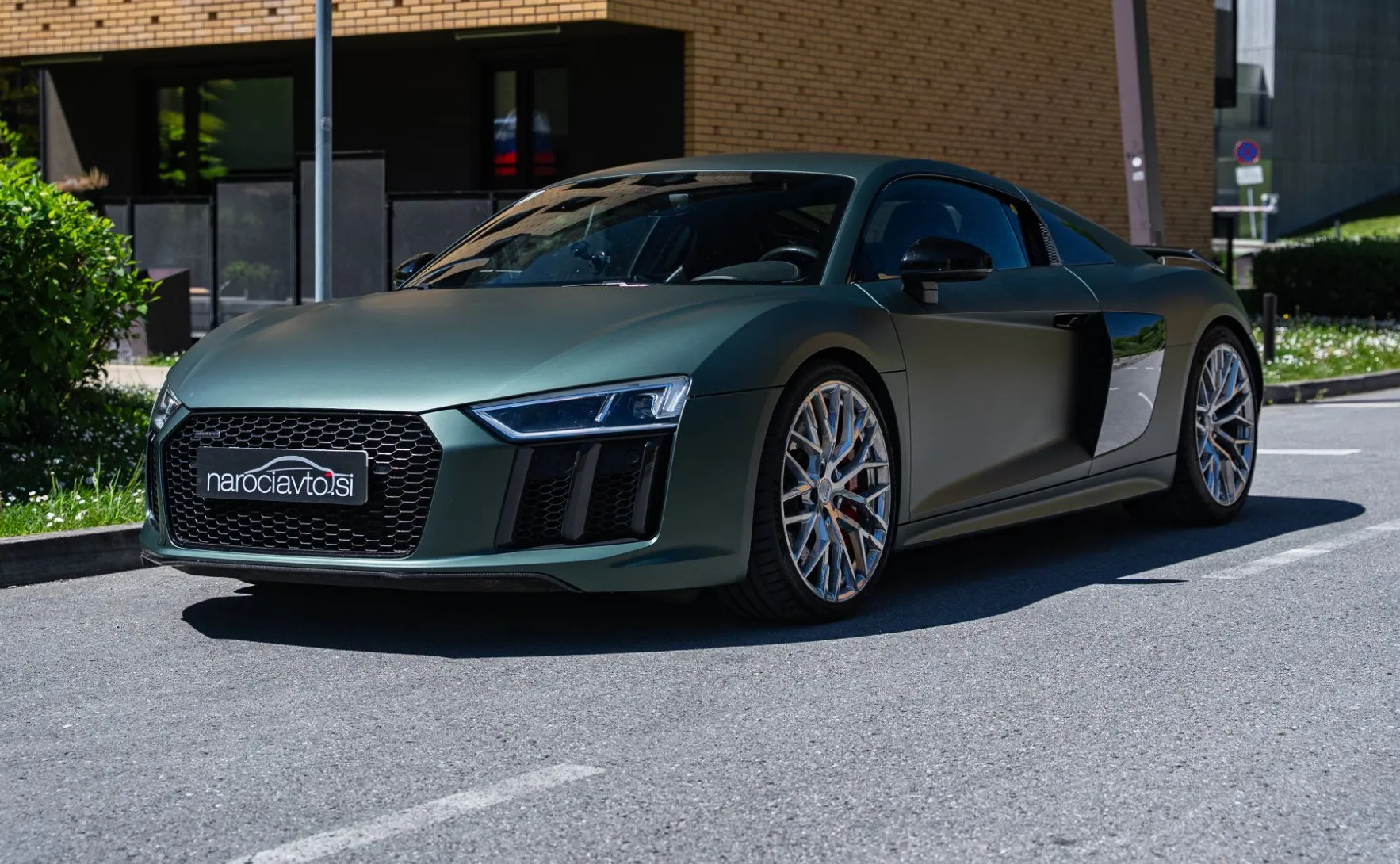 Zunanja slika - Audi R8 - V10+ - Keramika - Bang Olufsen - Karbon - Laser - 1