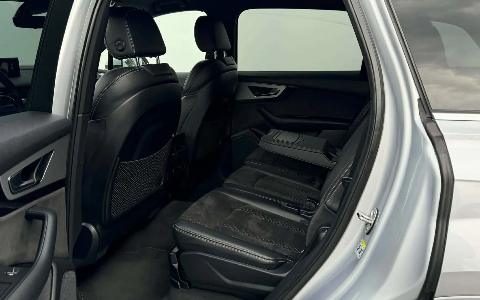 Notranja slika - Audi Q7 - 3.0 TDI-Q-3X S LINE-MATRIX-ZRAČNO-LIZING ZA TUJC - 9