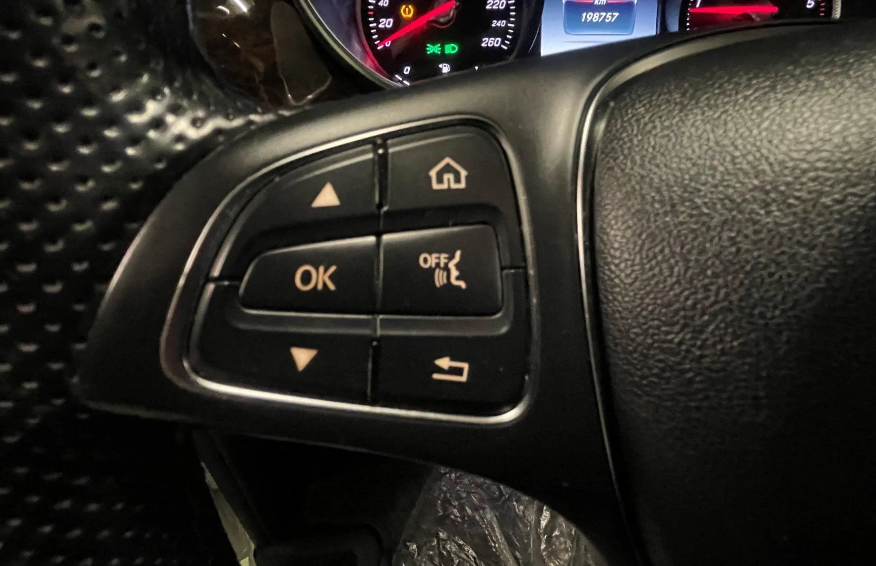 Zunanja slika - Mercedes-Benz V-Razred - V 250 d BlueEFFICIENCY Avantgarde NAVI.USNJE.KAMER - 16