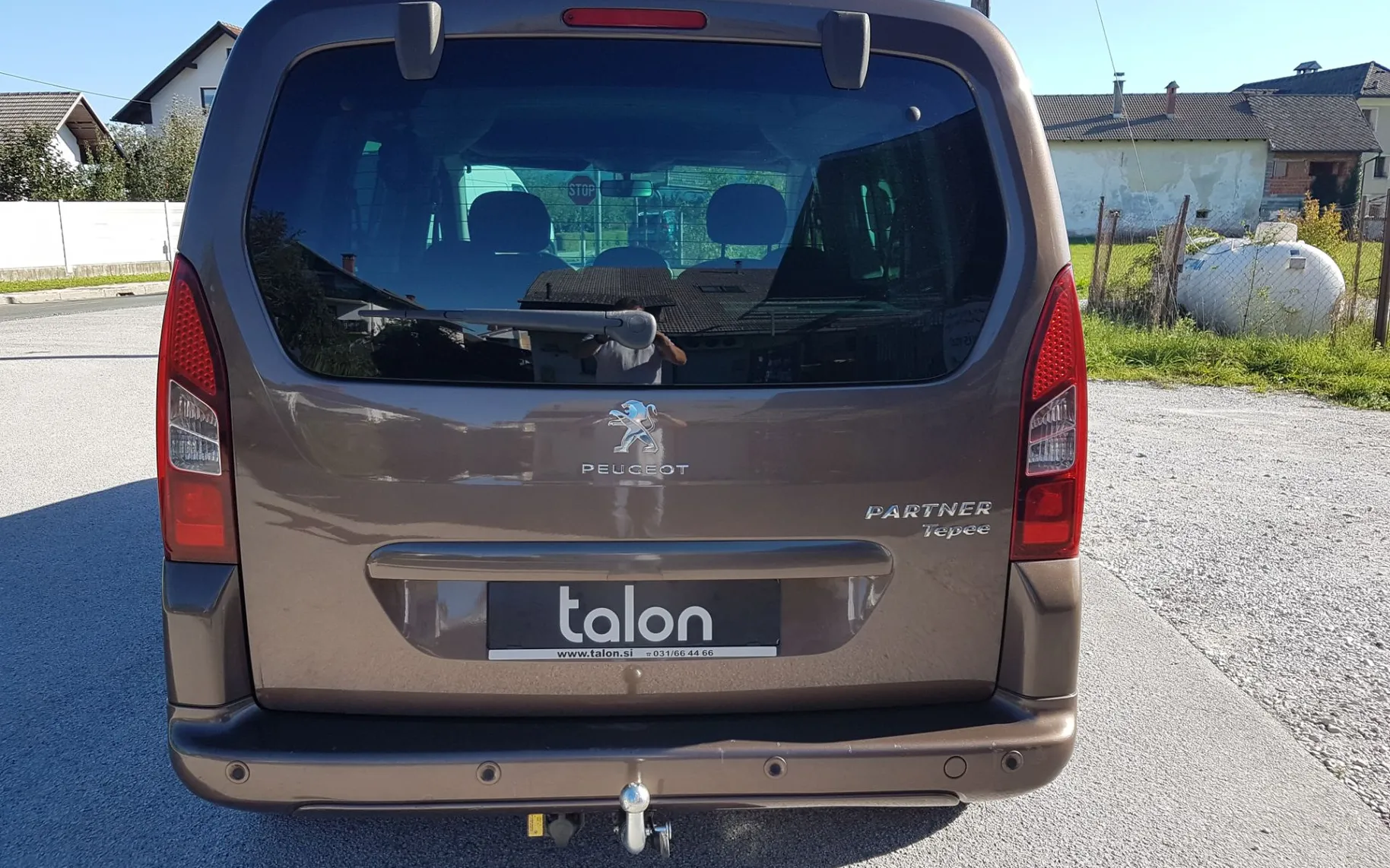 Zunanja slika - Peugeot Partner Tepee - Partner 1.6 e-HDi Active - OPR. VELIKI SERVIS - 7