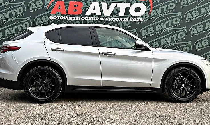 Zunanja slika - Alfa Romeo Stelvio - 2.2 Diesel 190 Super Avt. XENON+NAVI+KAMERA360+SLO - 4