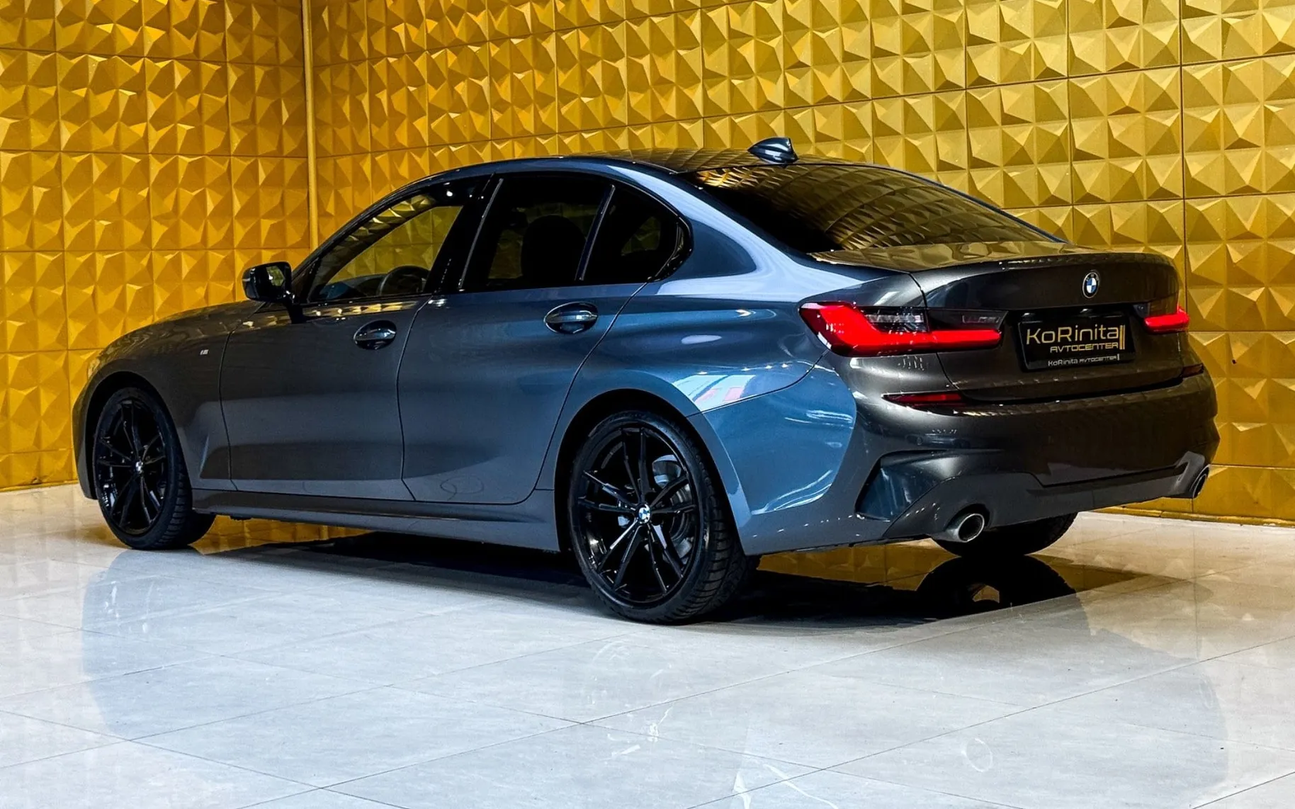 Notranja slika - BMW serija 3: - 318d AUT. M Sport-LED-VIRTUAL-AMBI - 7