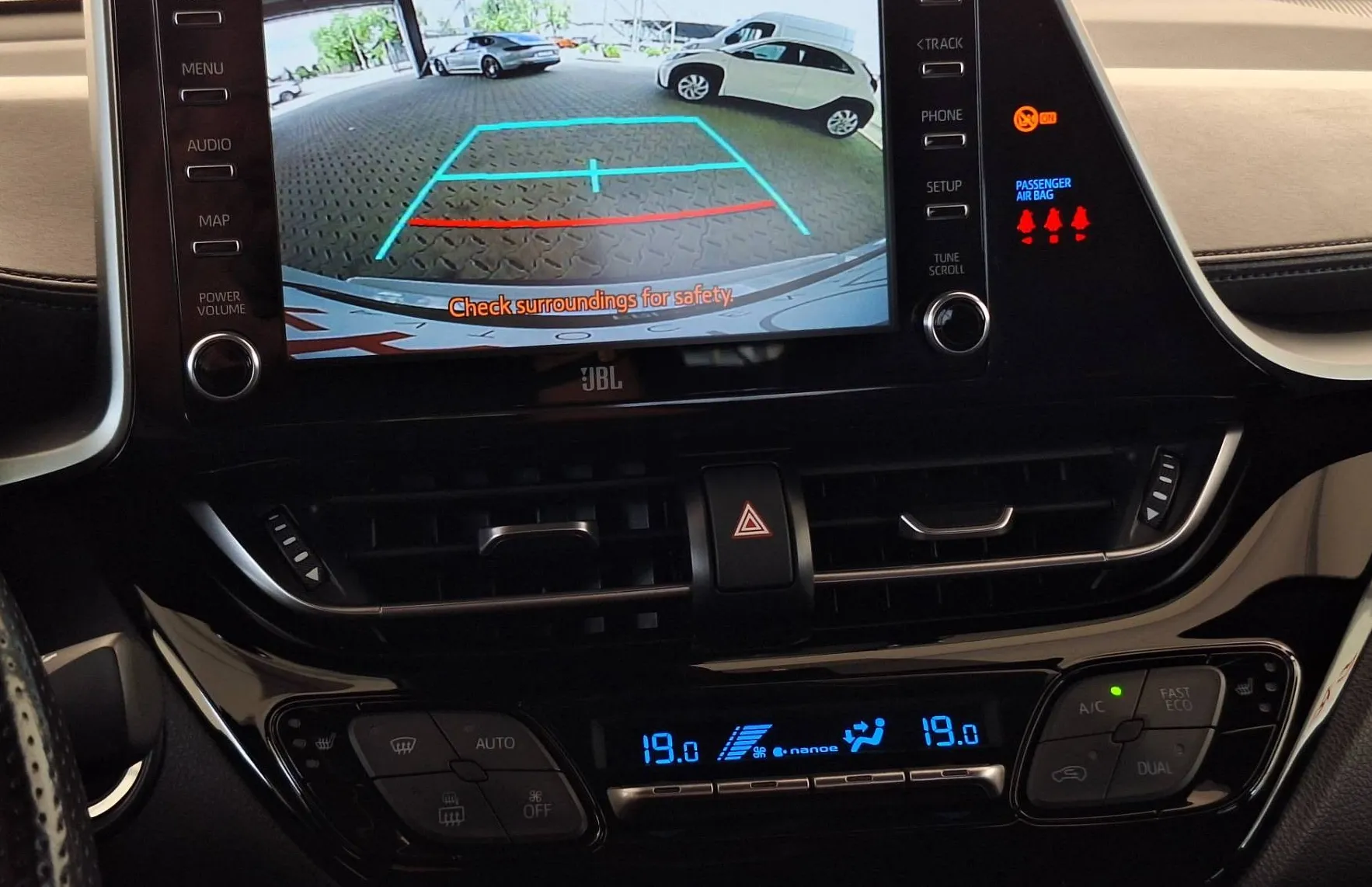 Zunanja slika - Toyota C-HR - Hybrid 2.0 GR Sport •ALCANTARA•FULL LED•SLO• - 18