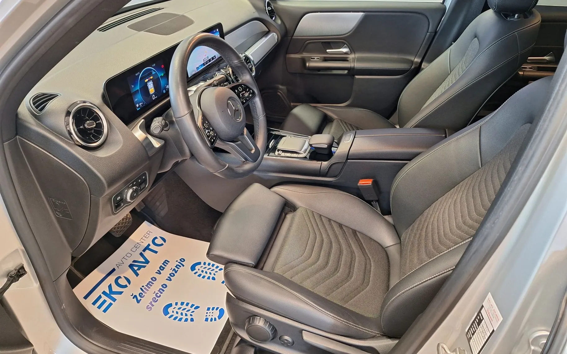Zunanja slika - Mercedes-Benz GLB-Razred - GLB 2.0D-KAMERA-VELIKA NAVI-PDC-USNJE-KOT N... - 6