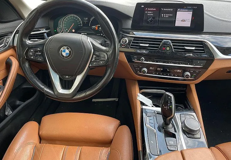 Zunanja slika - BMW Serija 5 - Touring: 530d xDrive  AT - 5