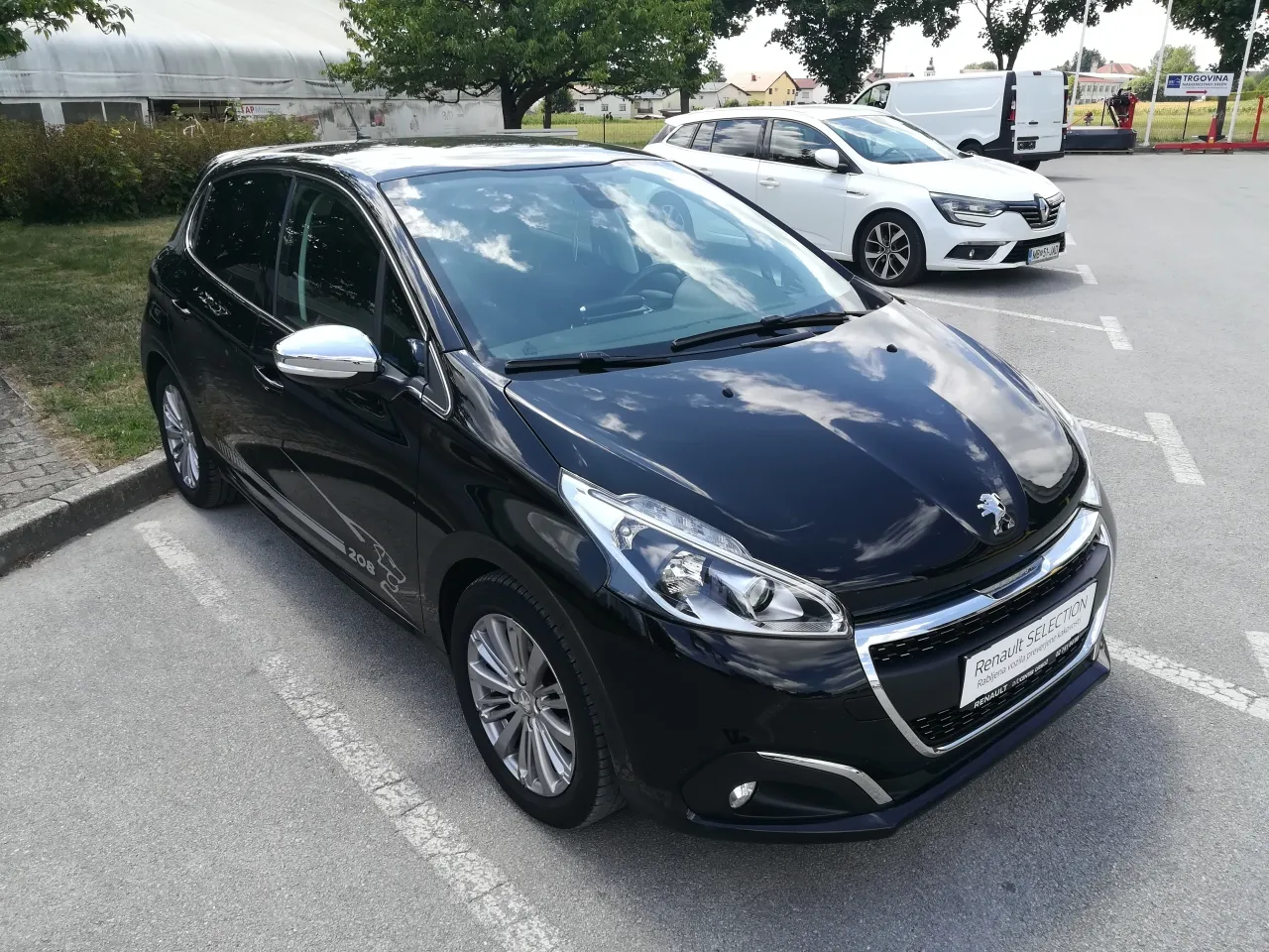Zunanja slika - Peugeot 208 - 1,2 PureTech 83 S&S Allure - 2