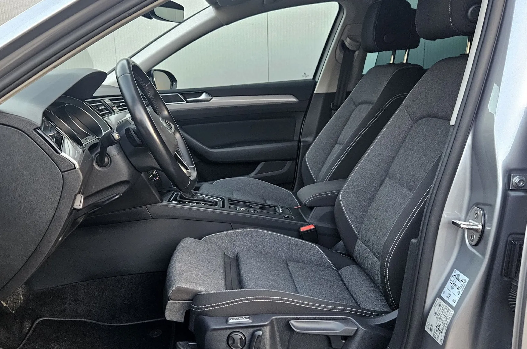 Zunanja slika - VW Passat - Variant 2.0 TDI BMT  Business avt. 110kW+LED+KAM+12.MES.JA - 10