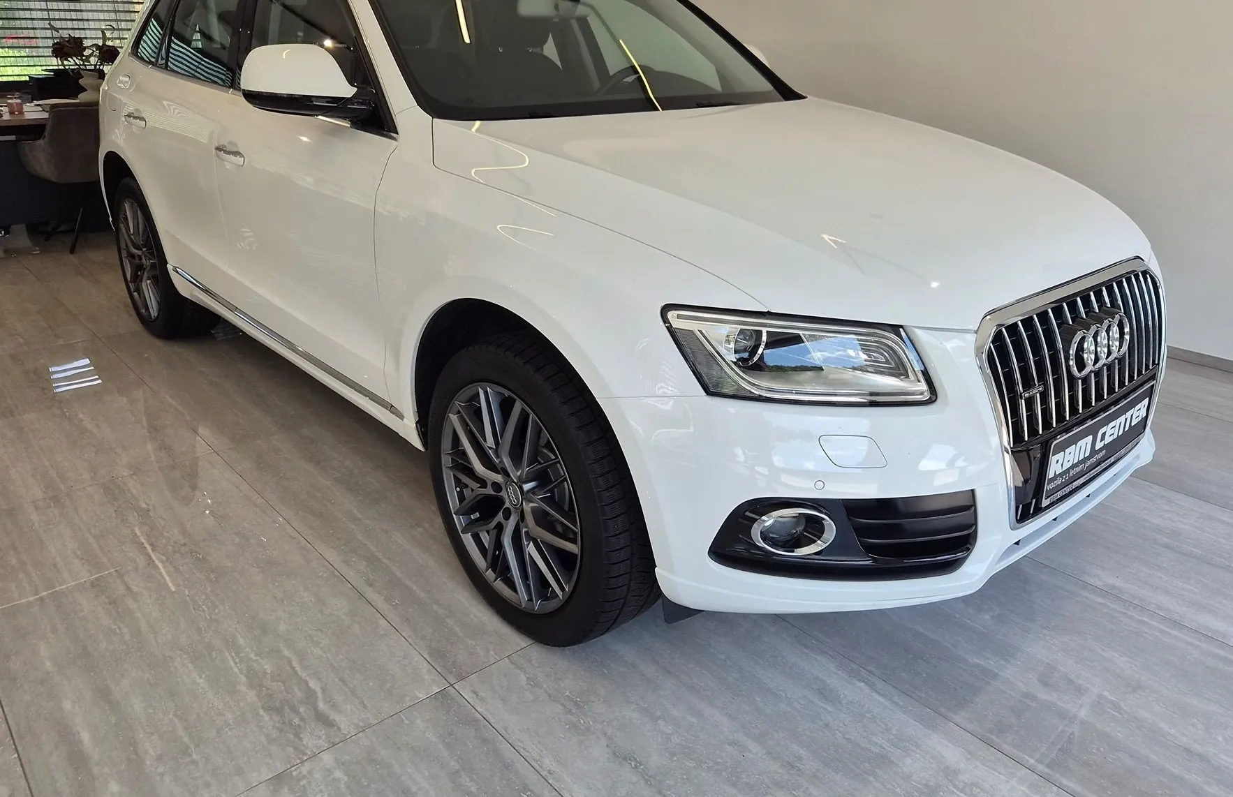 Zunanja slika - Audi Q5 - 2.0 TDI QUATTRO|SLO|XENON|TEMPOMAT|BT|NAVI|PDC - 1