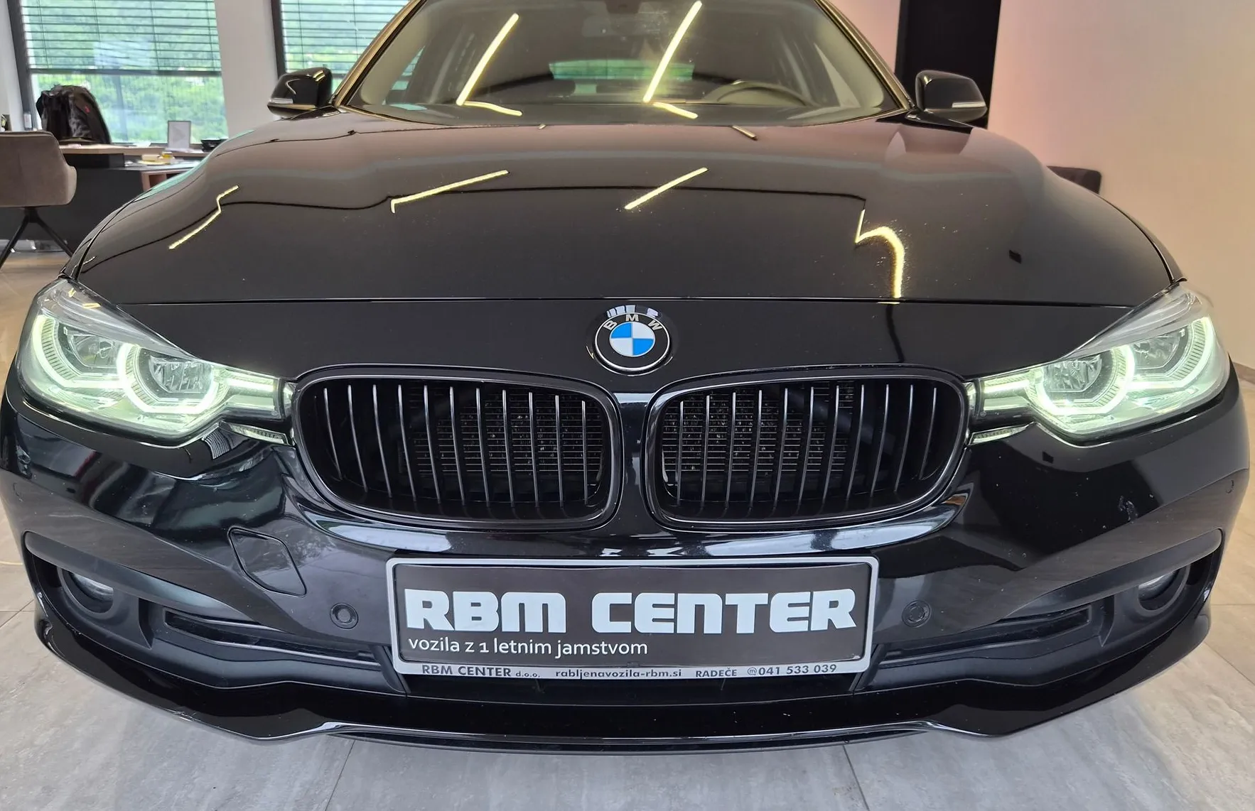 Zunanja slika - BMW Serija 3 - Touring: 318d Touring KEYLES|LED|VELIKA NAVI|PDC|GR.SEDE - 6