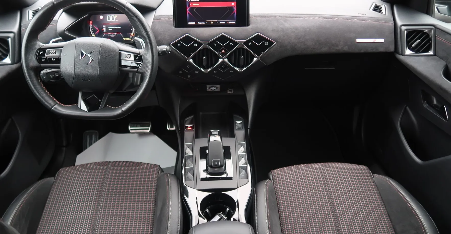 Zunanja slika - DS DS 3 Crossback - Perform. Line 1.2 PureTech 130 S S EAT8-QI-NAVI - 11