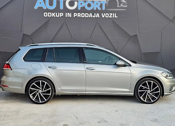 Zunanja slika - VW Golf - Variant 1.6 TDI DSG-SOUND-FACELIFT-GR.SEDEŽEV-ACC-2X KLIMA - 5