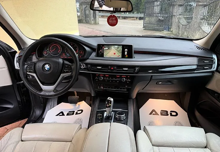 Zunanja slika - BMW X5 - serija : xDrive30d AUT SLO LEDER ALU19 KAMERA KLJUKA MEMORY - 8
