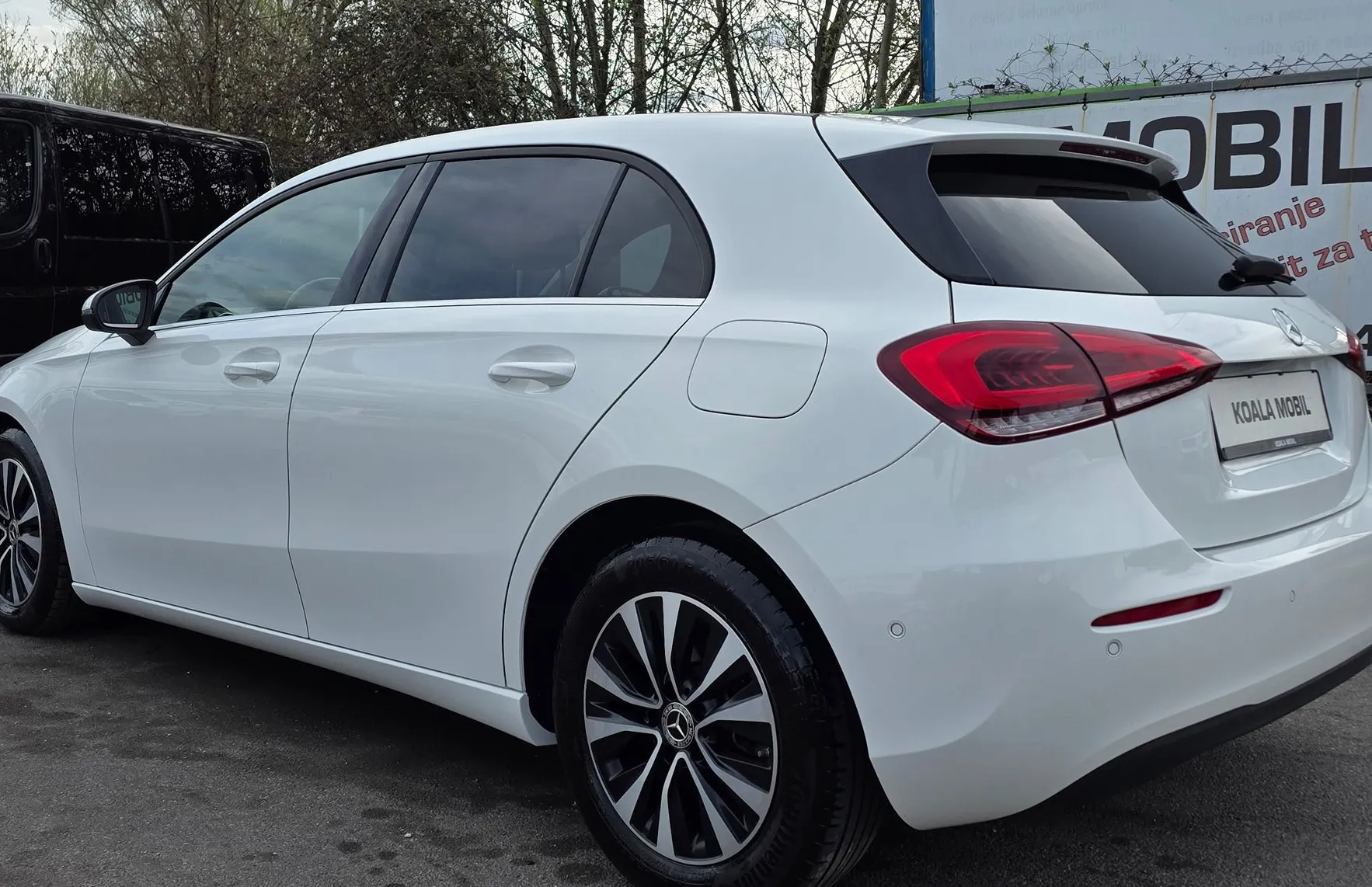 Zunanja slika - Mercedes-Benz A-Razred - A 180D LED-VIRTUAL-NAVI-ALU PLATIŠČA-1.LASTNIK - 6
