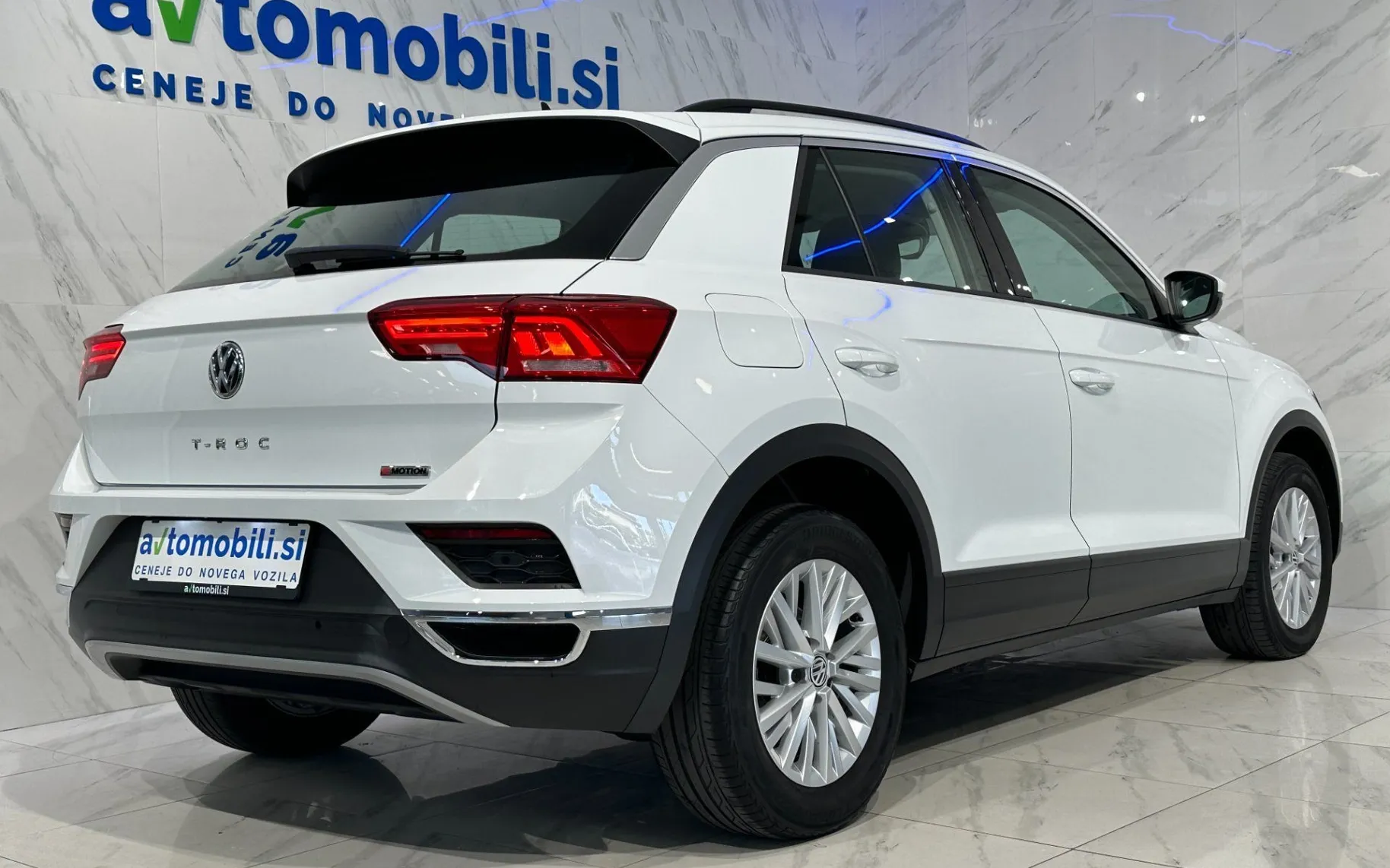 Zunanja slika - Volkswagen T-Roc - 2.0 TDI | 4Motion | ACC | PDC | SLO | - 4