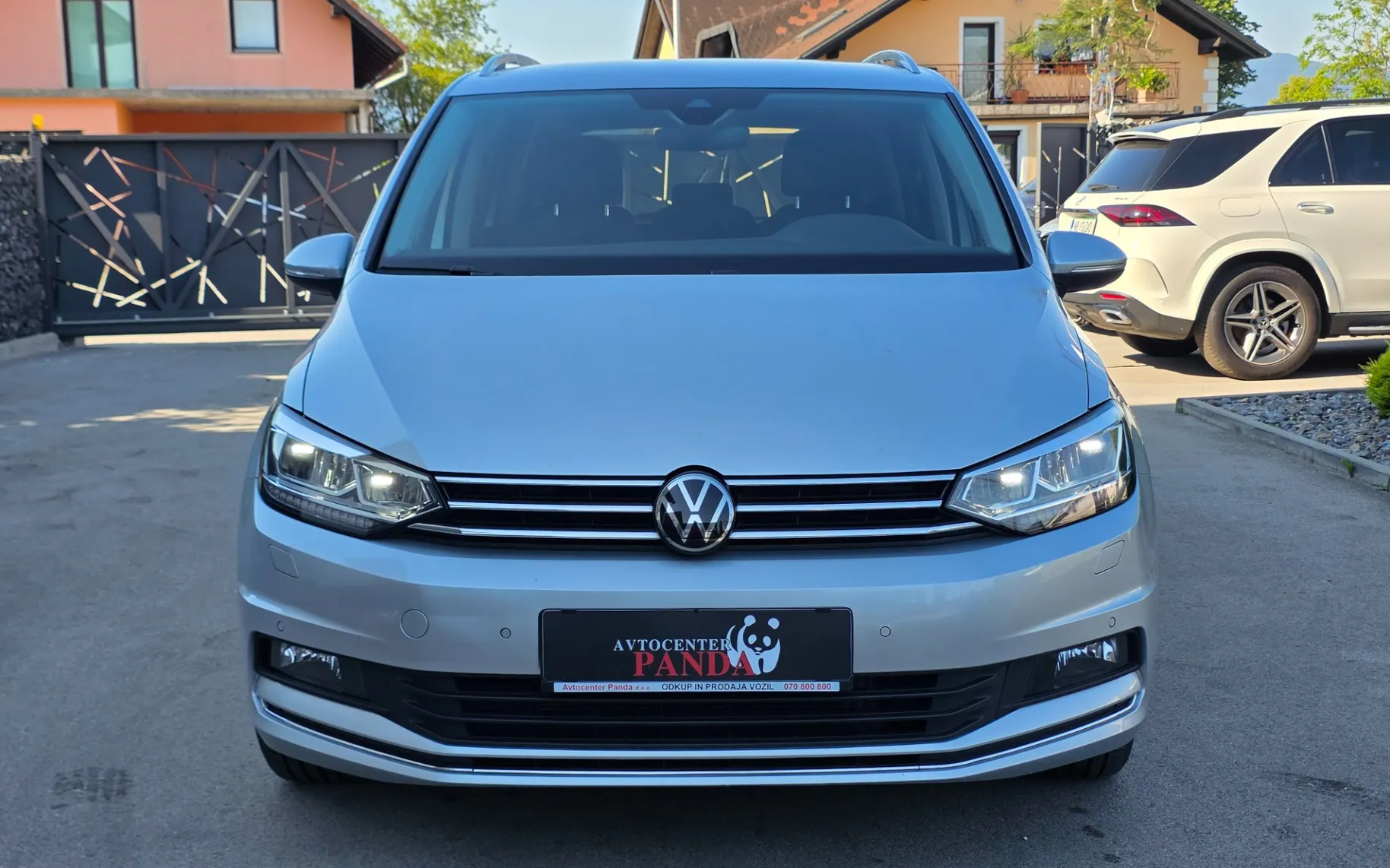 Zunanja slika - Volkswagen Touran - 2.0 DSG - 7
