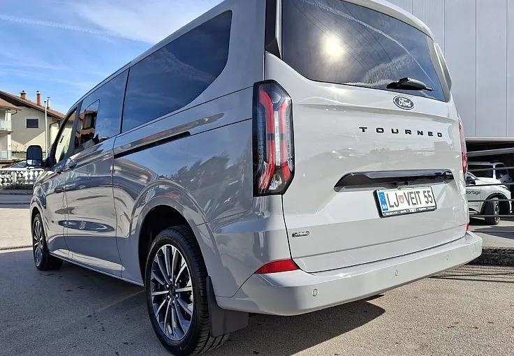 Zunanja slika - Ford Tourneo - Custom 2.5 Duratec Hybrid PHEV CVT Titanium X L2H1 - 6