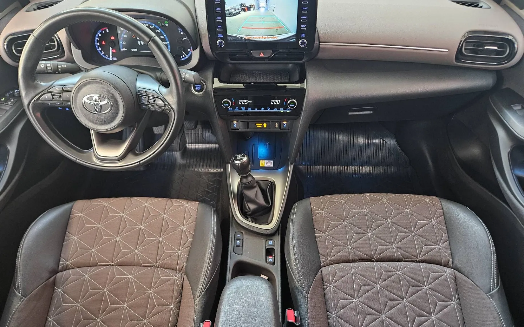 Zunanja slika - Toyota Yaris Cross - 1.5 VVT-iE Elegant... - 6