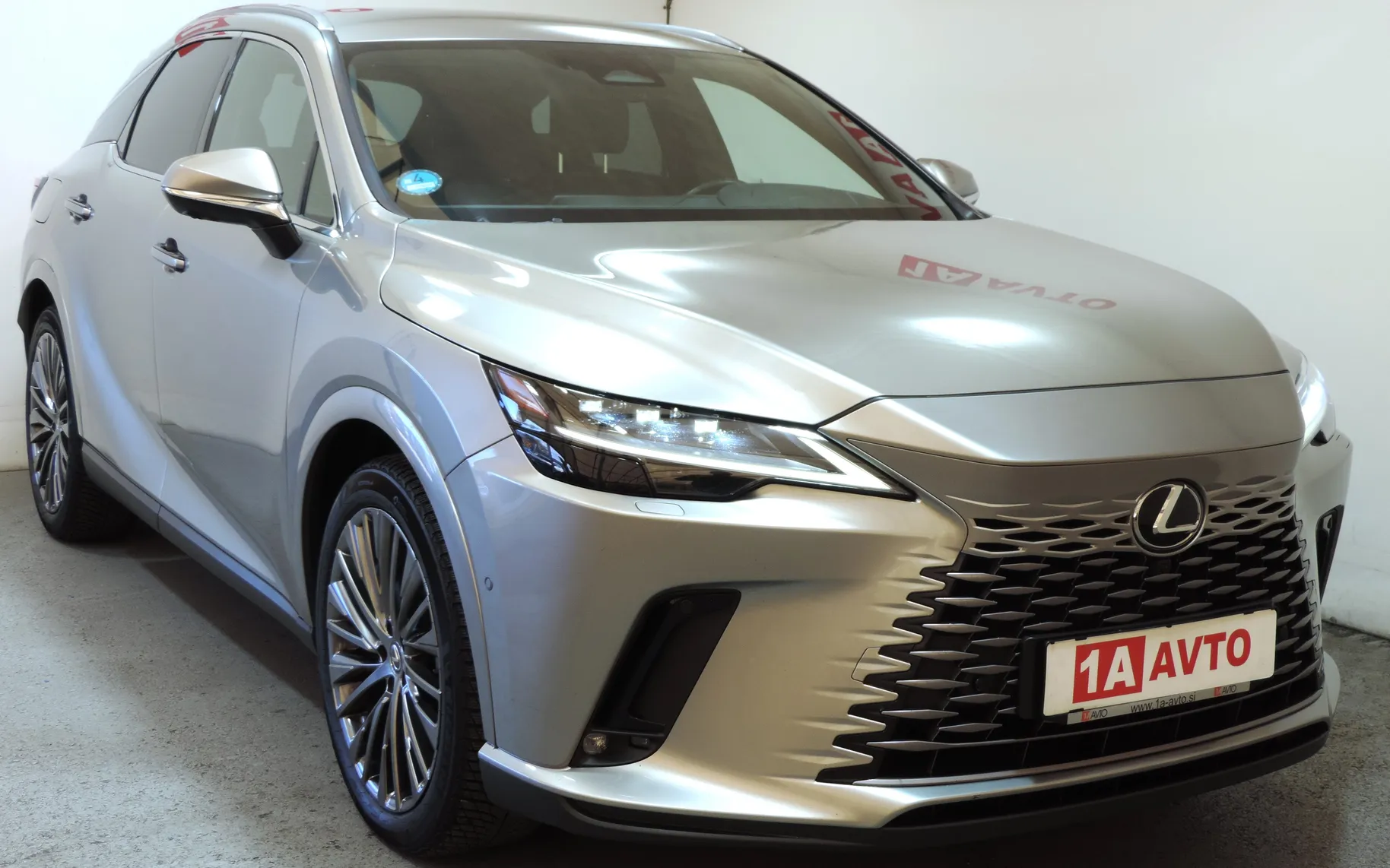 Zunanja slika - Lexus RX - Lexus  450h+ AWD PHEV Luxury. ACC-360-21 COL - 3