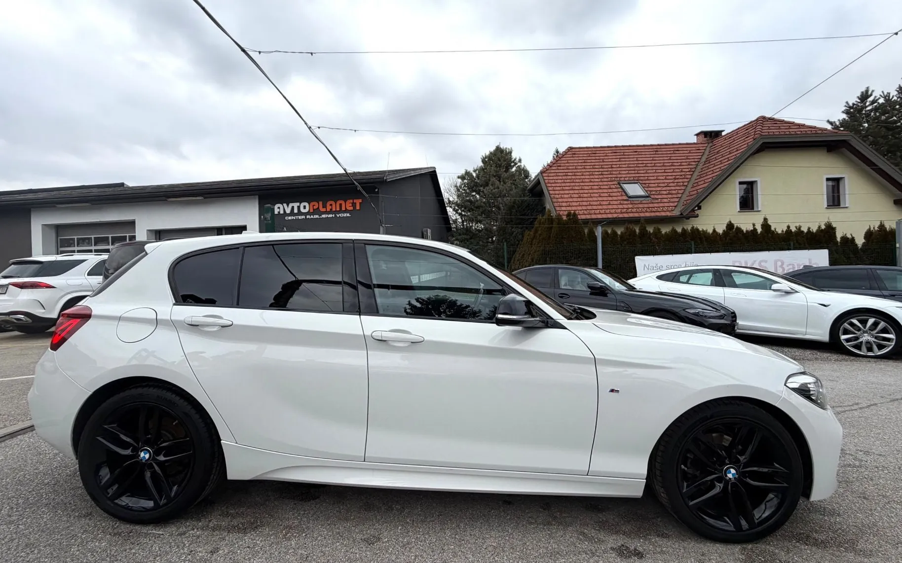 Zunanja slika - BMW Serija 1 - : 118i M Sport Shadow 1.LASTNIK FULL LED NAVI ALU 18 - 6