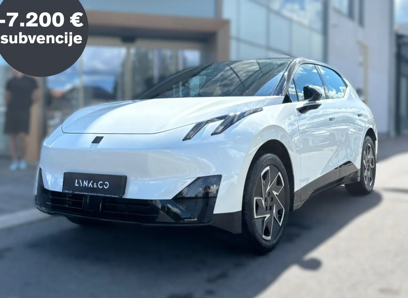 Zunanja slika - Lynk & Co 02 - CORE 66kWh - 1
