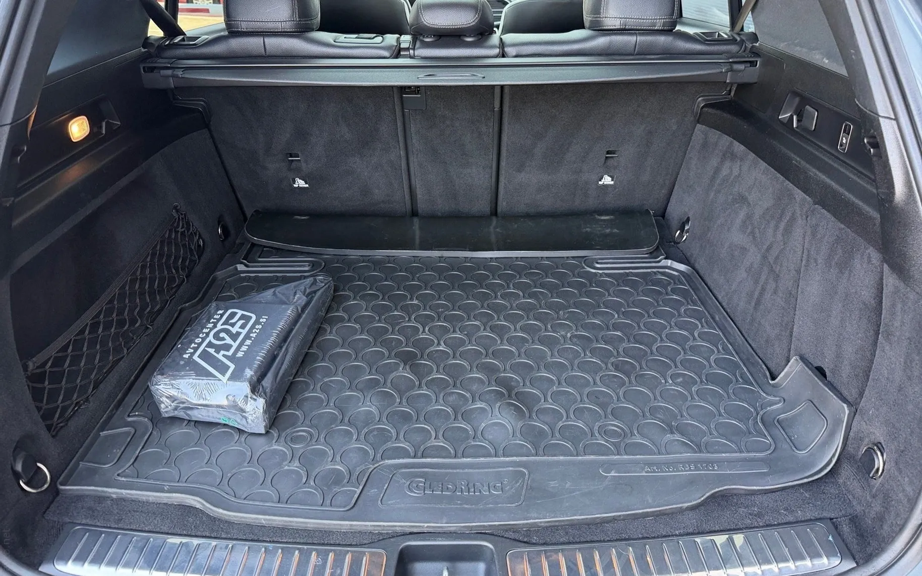 Notranja slika - Mercedes-Benz GLE-Razred - GLE 350d 4MATIC AMG Line Panorama-Zračno-Kljuka - 12