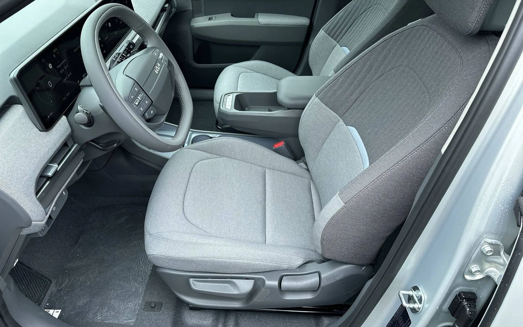 Notranja slika - KIA EV3 - STAR 58.3 kWh baterija... - 10