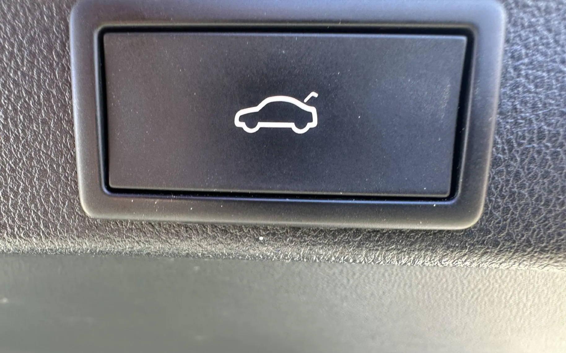 Zunanja slika - Škoda Octavia - 2.0 TSI RS 245 DSG.KAMERA.LED.KLJUKA.SLOVENSKI - 3