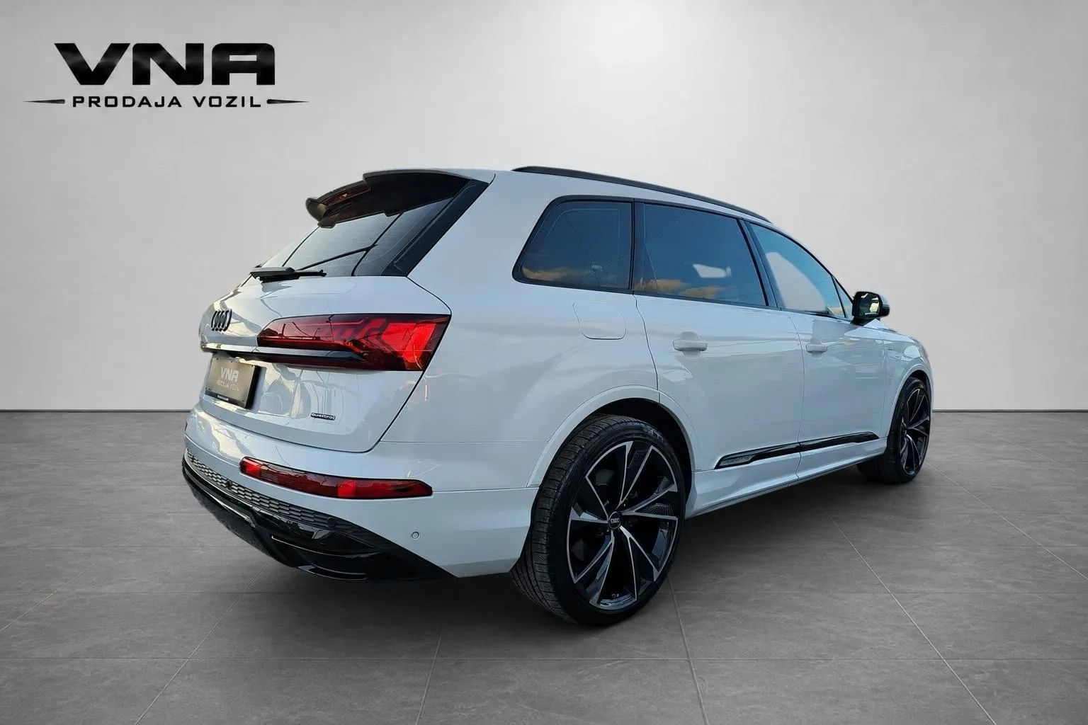 Zunanja slika - Audi Q7 - 55 TFSI e S-LINE |VIRTUAL|RADAR|500HP|KAMERA|ZRAK| - 6