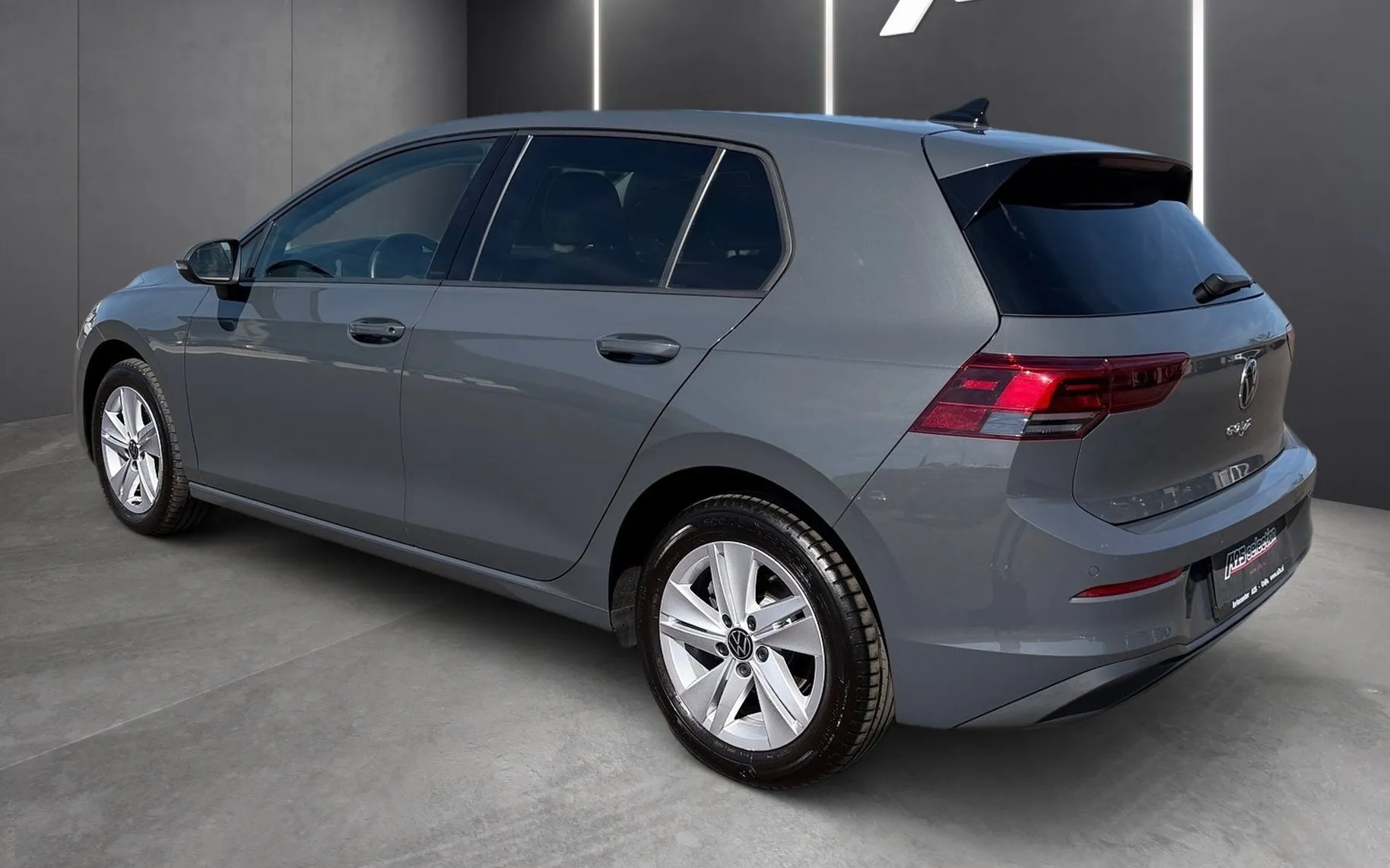 Zunanja slika - Volkswagen Golf - 2.0 TDI BMT Life DSG-LED-ACC-PDC-Vzv.kamera-Masaža - 4