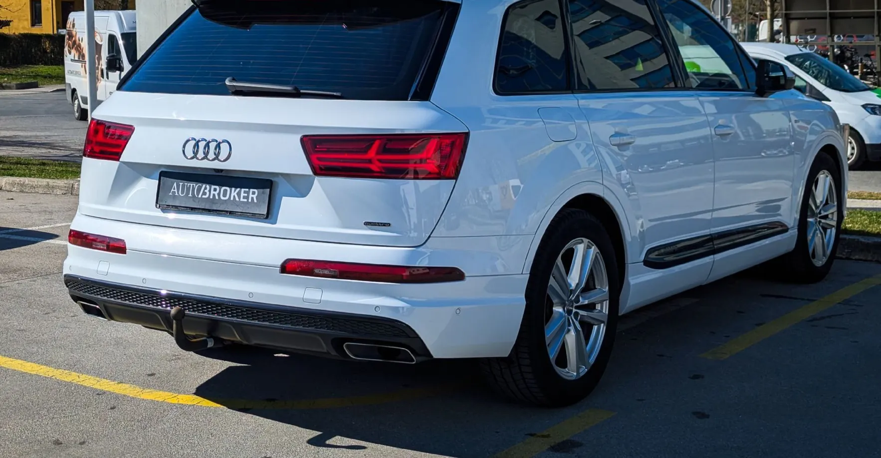 Zunanja slika - Audi Q7 - 3.0 TDI Quattro S-line 7 sed. kljuka BOSE Head-Up - 5