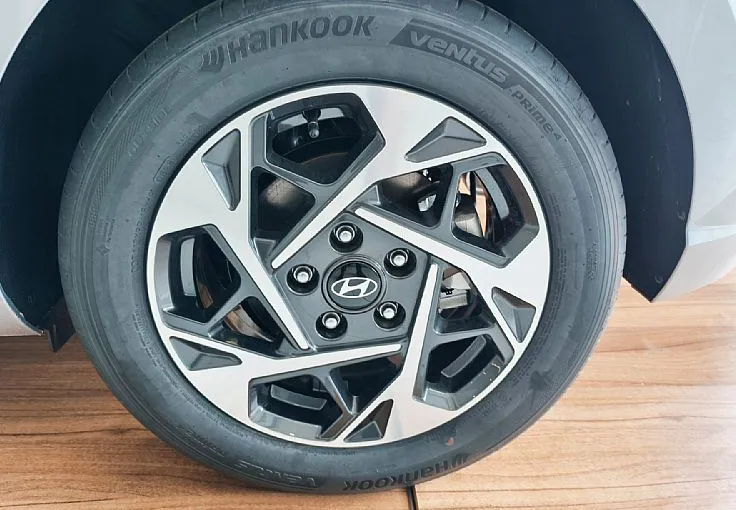 Zunanja slika - Hyundai i30 - 1.6 T-GDI STYLE AVT-WINTER-ALU 16 COL-LED-VIDEO - 4