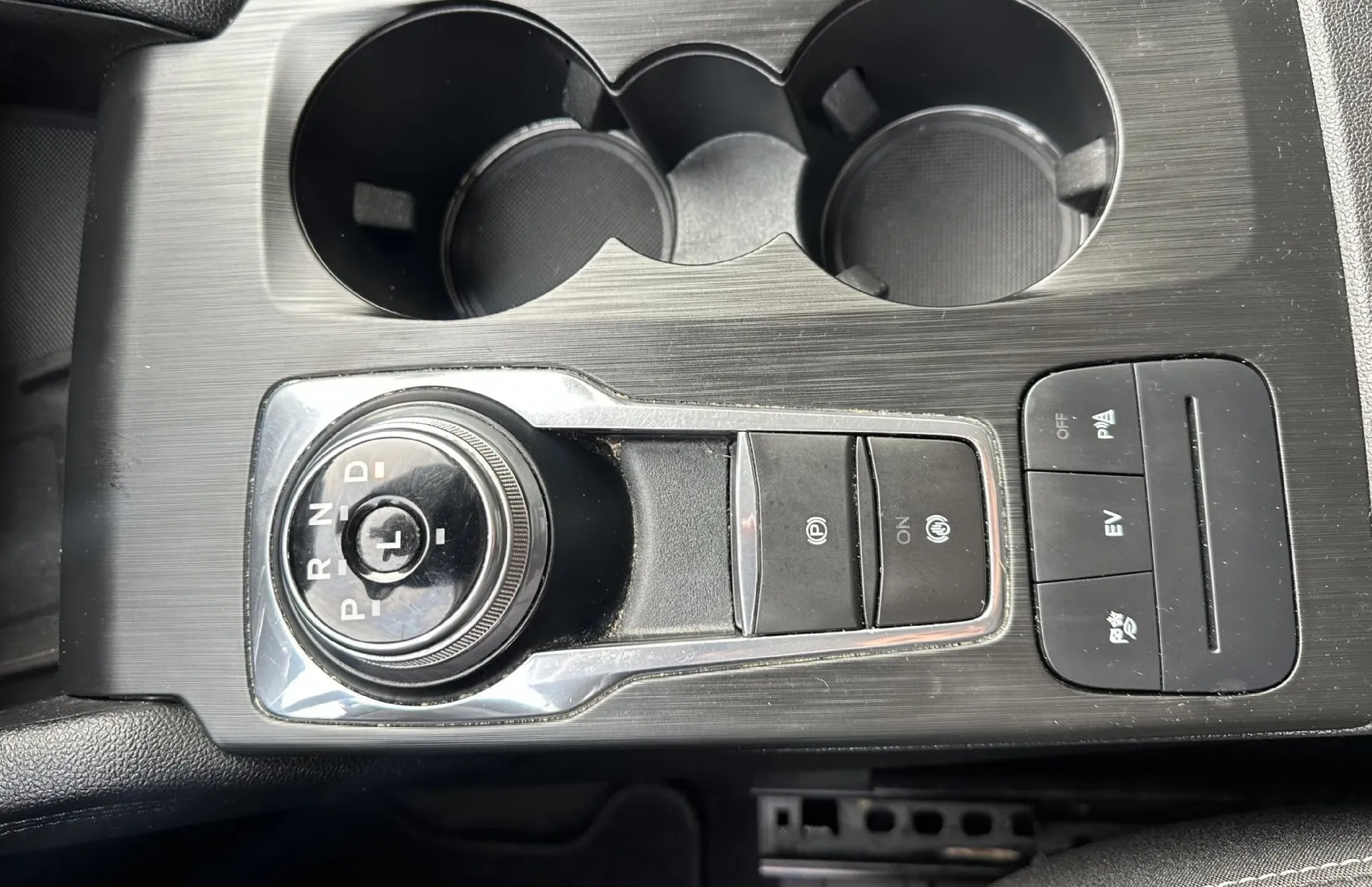 Zunanja slika - Ford Kuga - Titanium 2.5 Hybrid 165kW PHEV.KAMERA.LED.NAVI.TOP - 9