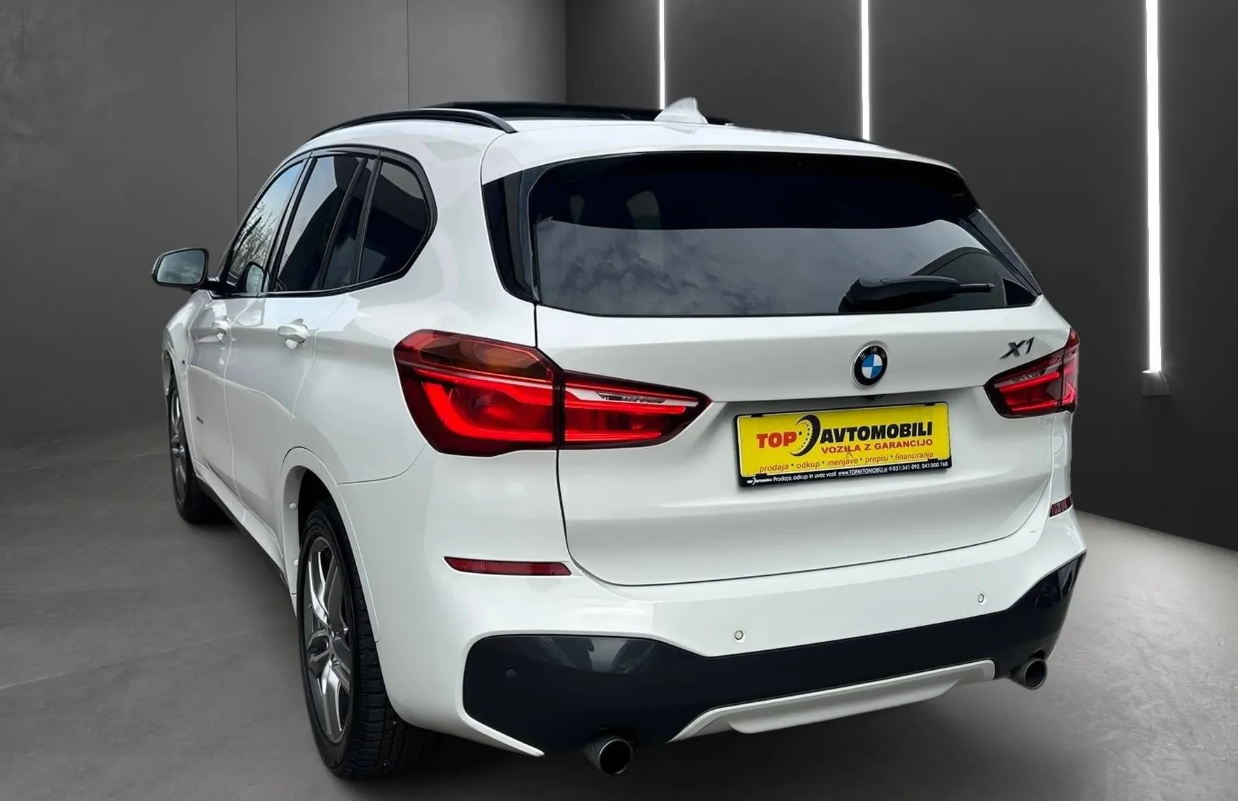 Zunanja slika - BMW X1 - serija :  xDrive25i M SPORT LED ACC NAVI PANO KAM KLJUKA - 6