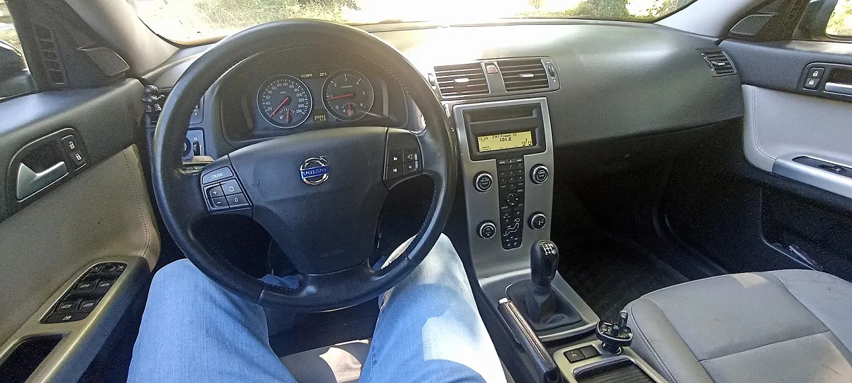 Notranja slika - Volvo S40 - 1,6 D - 13