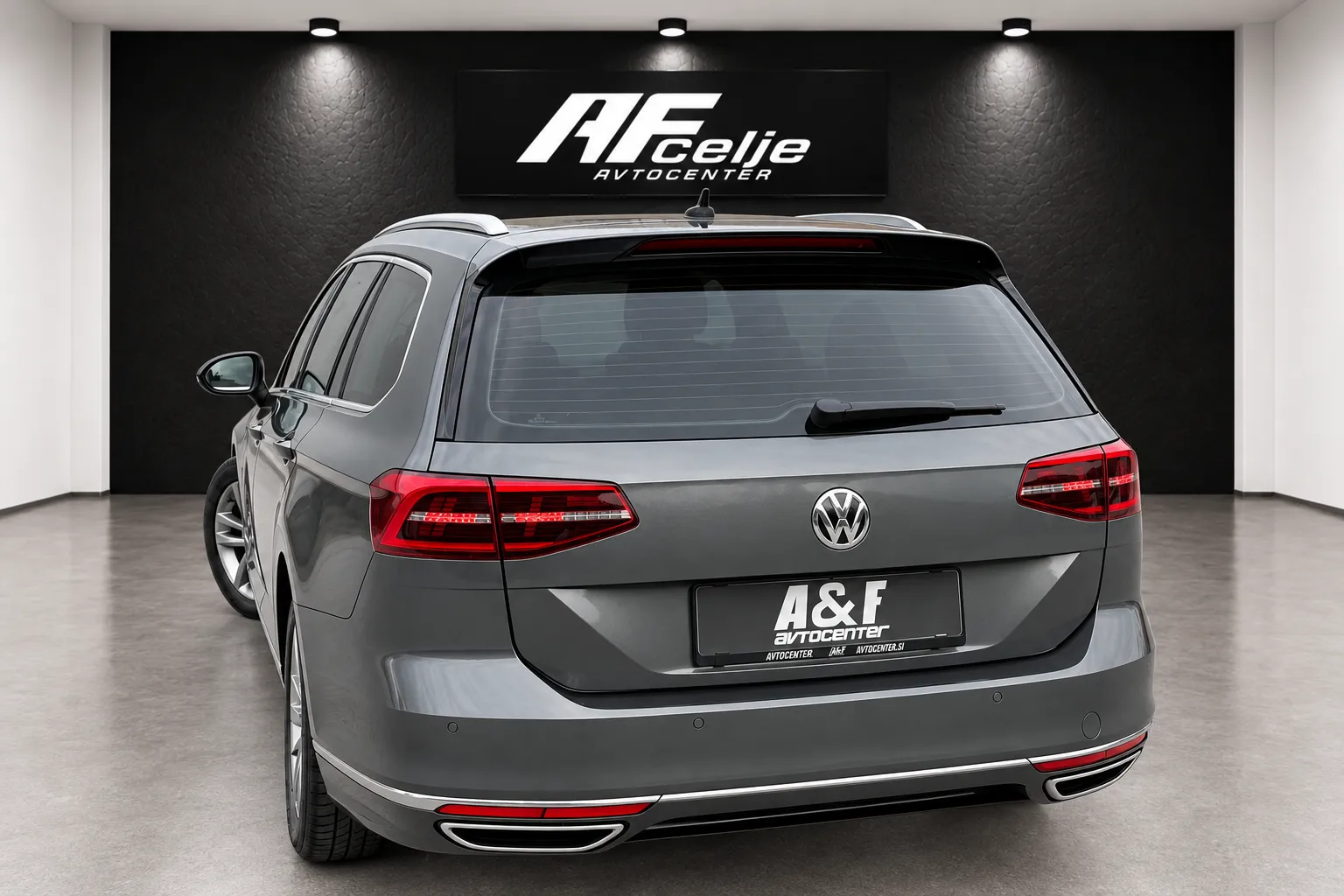 Zunanja slika - Volkswagen Passat Variant - 2.0 TDI-DSG-R LINE-140KW-LIZING ZA TUJCE-FUL LED- - 5