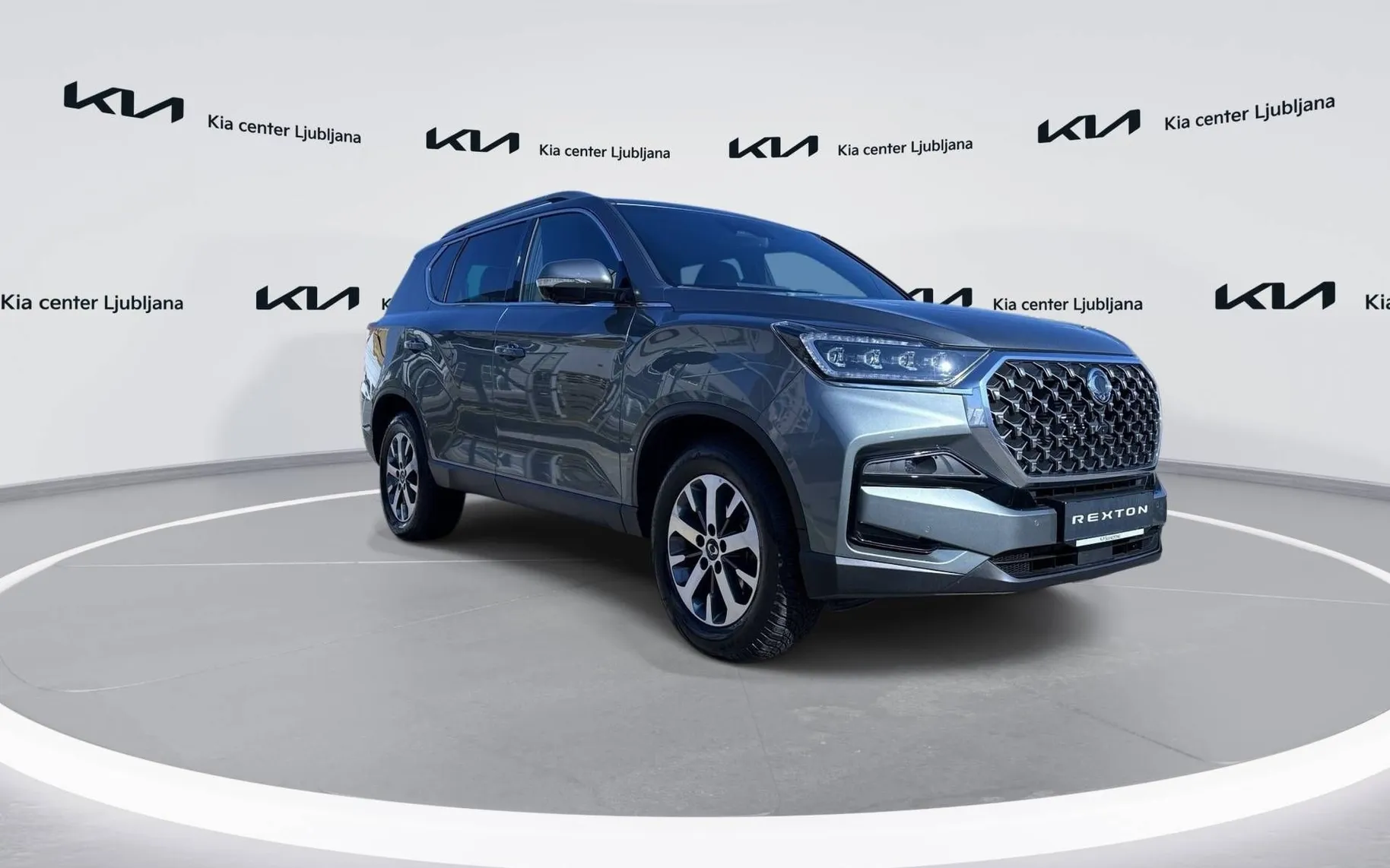 Zunanja slika - KG Mobility Rexton - 2.2 XDI LIMITED+ 4x4 AT - 3