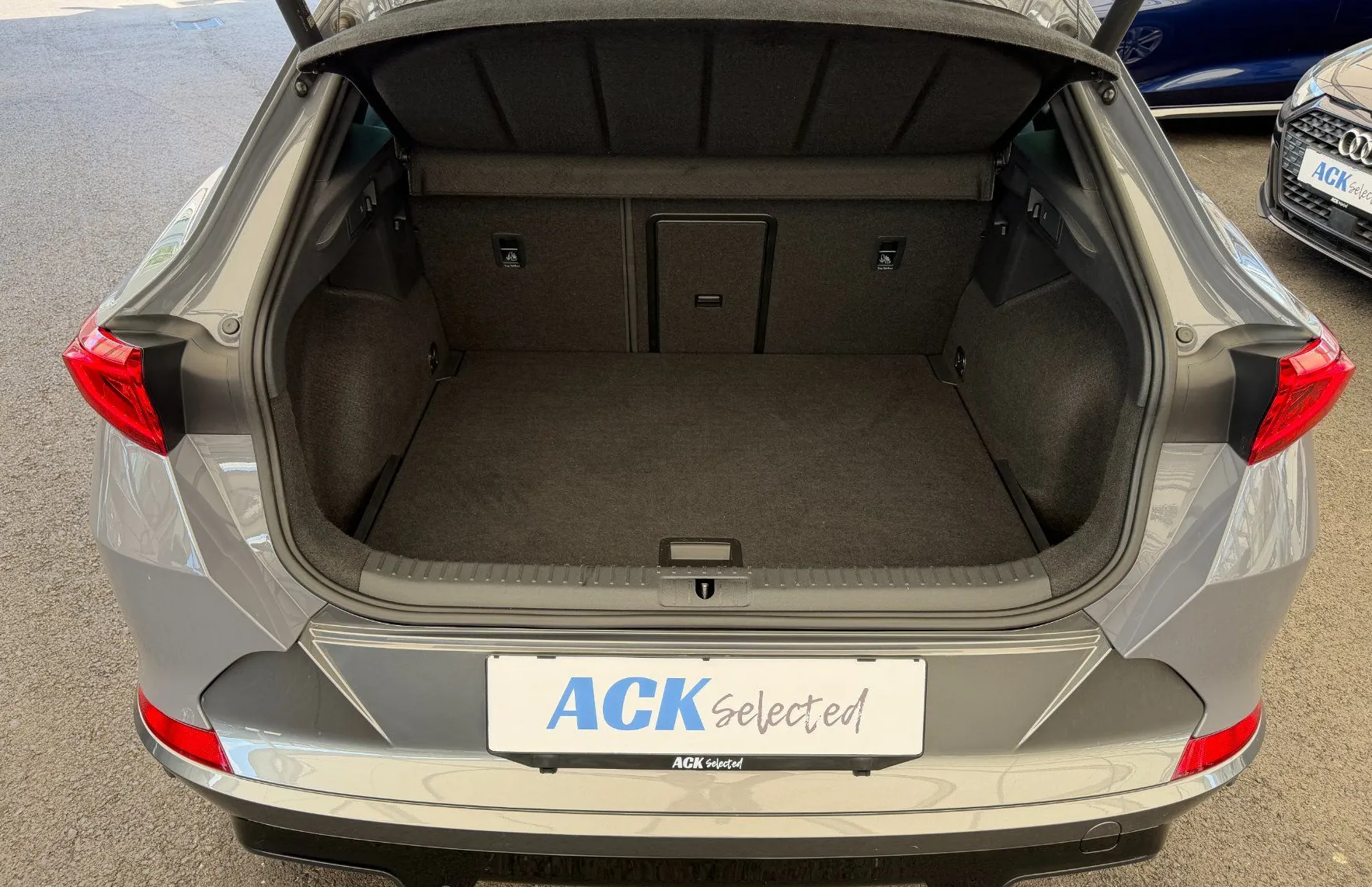 Zunanja slika - Cupra Formentor - 1.5 TSI DSG - MRTVI KOT - KAMERA - EASY OPEN - 11