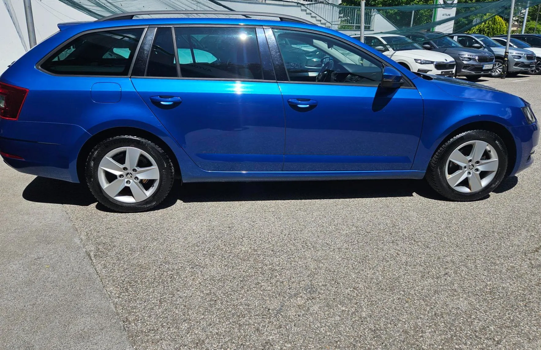 Zunanja slika - Škoda Octavia - Combi 1.0 TSI Ambition - 4
