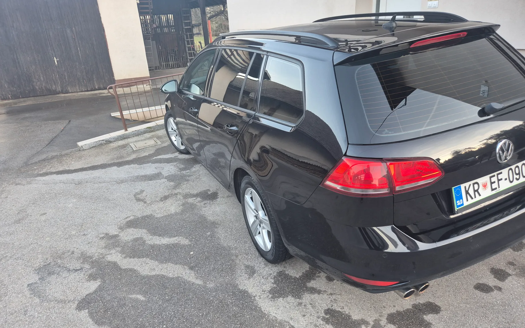 Zunanja slika - Volkswagen Golf - varijant 2.0tdi - 3